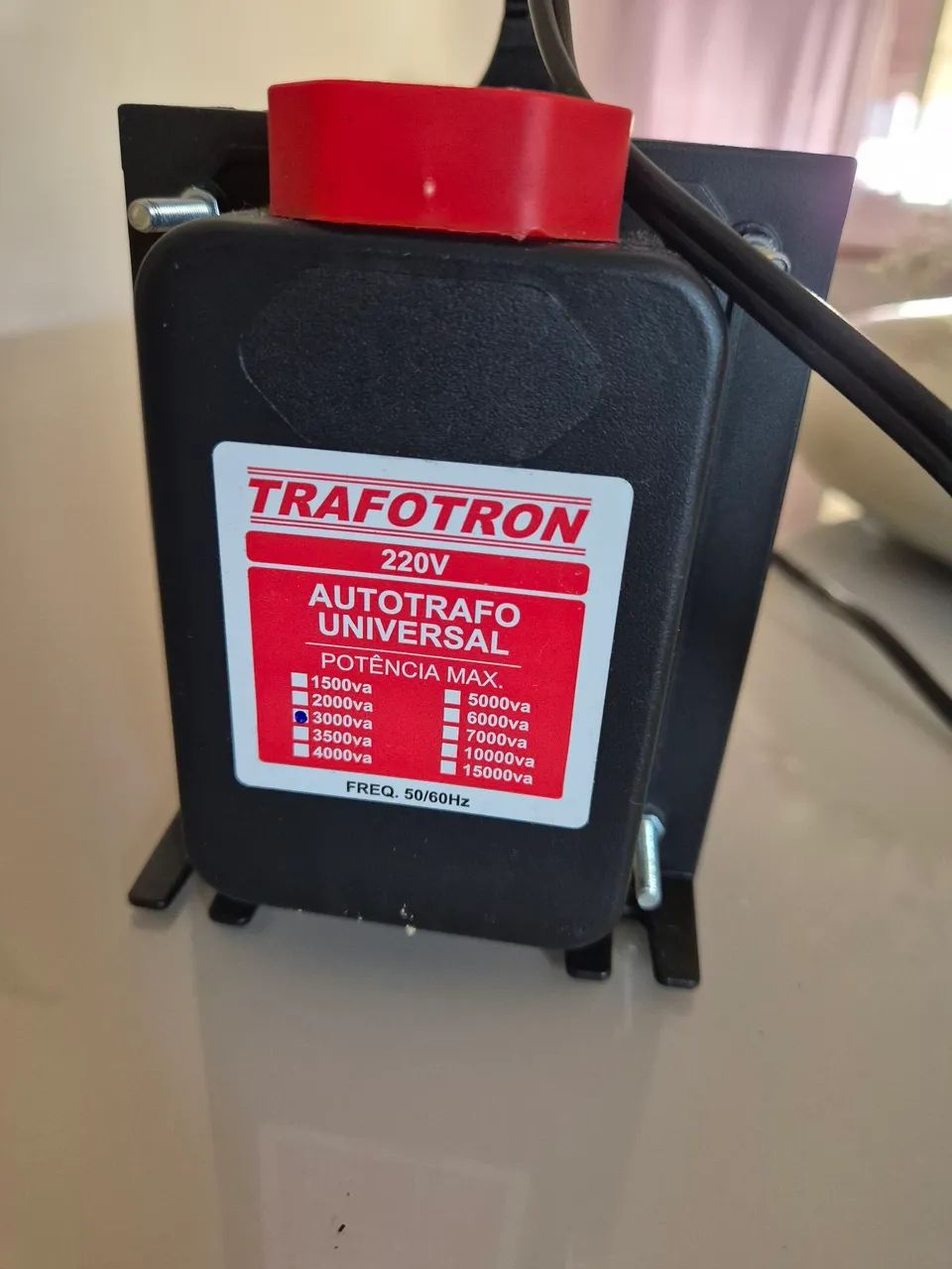 Transformador 220v 3000VA