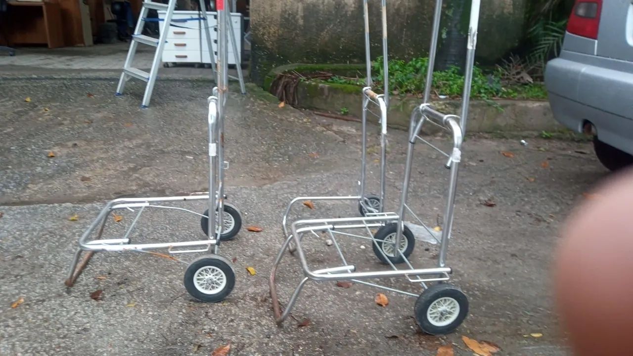 Vendo 10 Carrinhos De Carga <br>ZAP *<br>Valor A Partir De 150,00 Reais Cada Carrinho - Foto 5