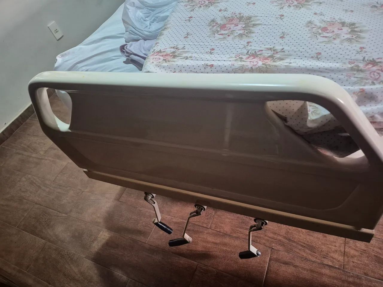 Cama hospitalar - Foto 2