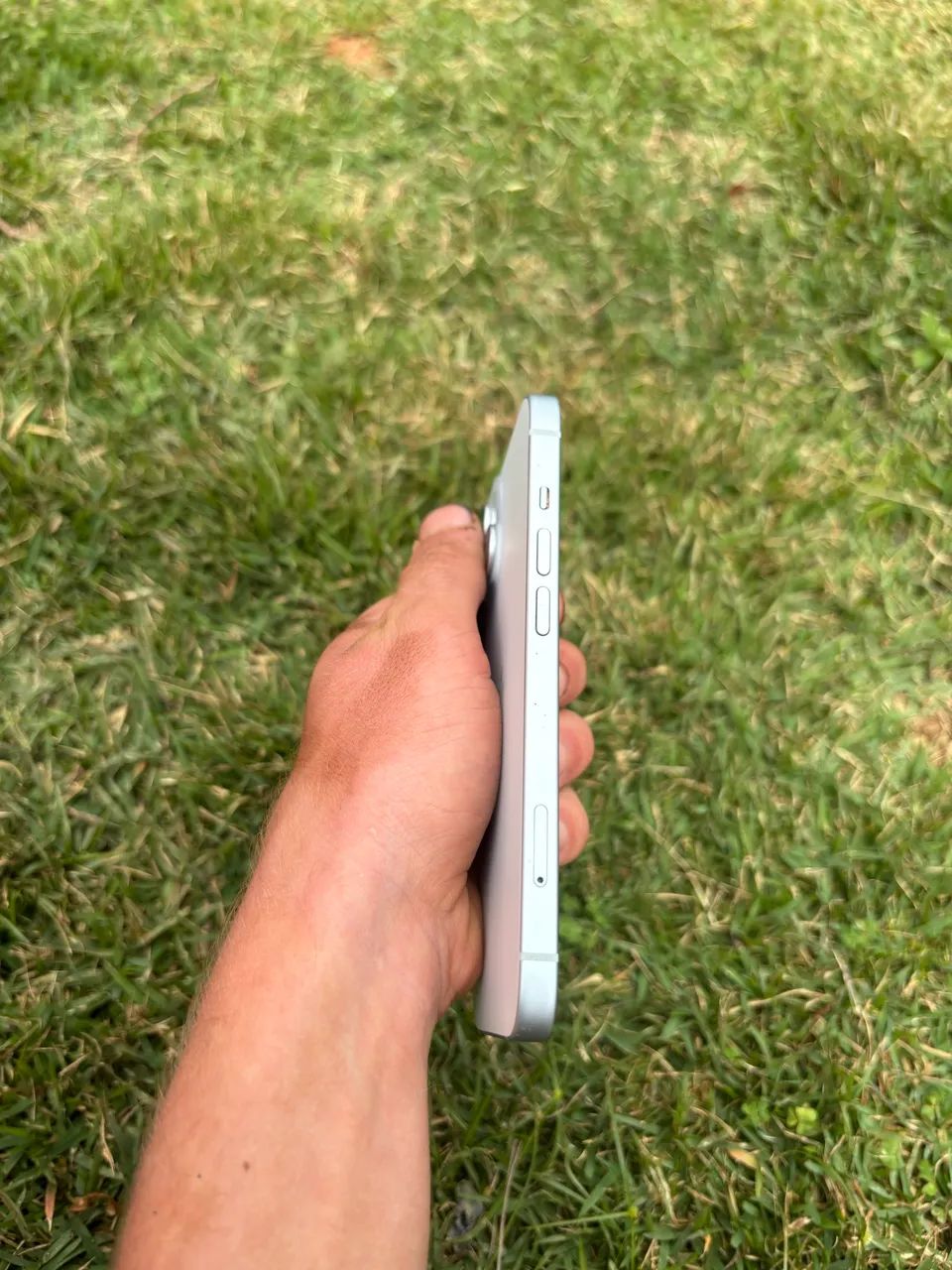 Vendo iPhone 15 impecável com 256gb - Foto 5