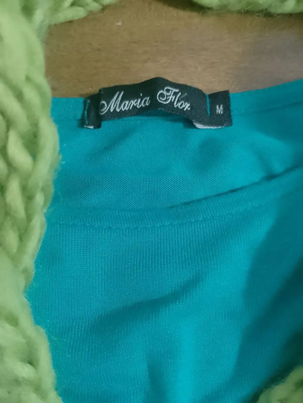 Cachecol , CALÇA, CAMISETA E GORRO DE EXCELENTE QUALIDADE E ESTADO  - Foto 4