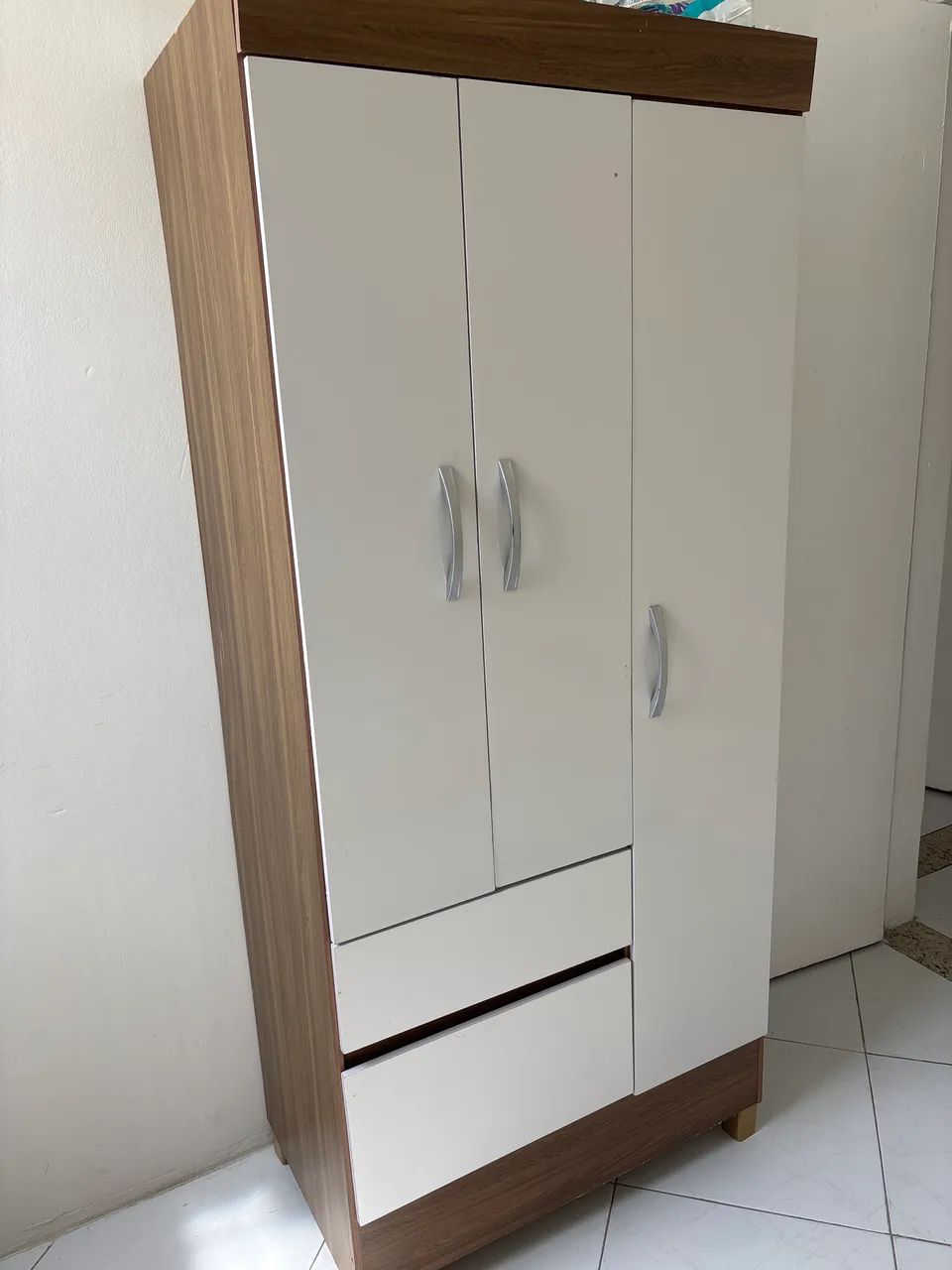 Guarda roupa infantil 