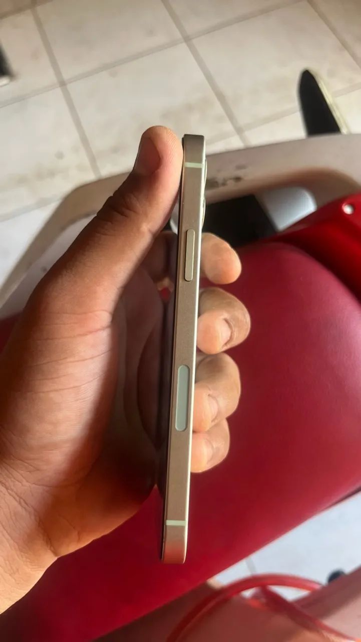 iPhone 12 64 gigas  - Foto 3