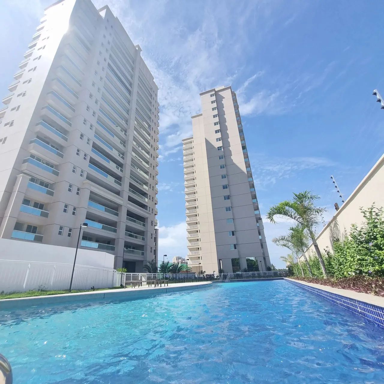 Living Garden, 11o. Andar, Novo, 189m2, 4 Suítes, DCE, 4 Vagas, Lazer Completo.