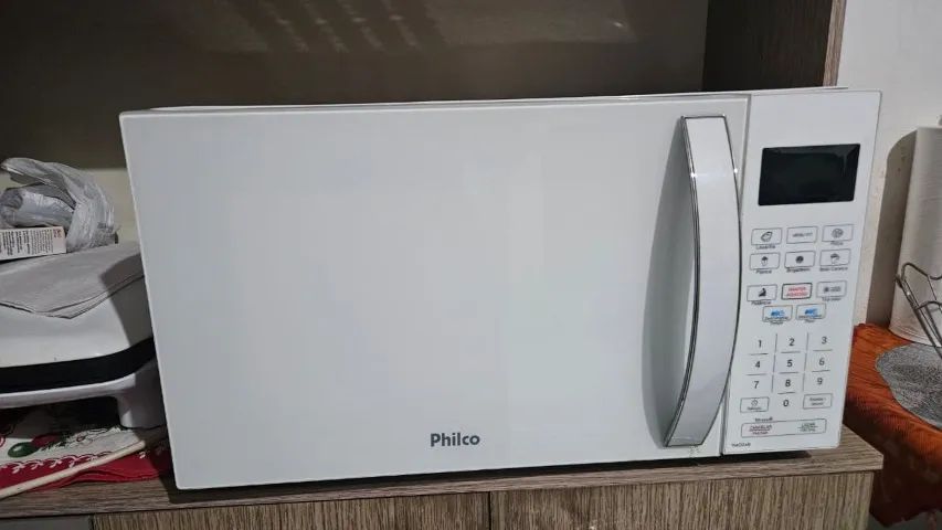 microondas philco 26 L com defeito