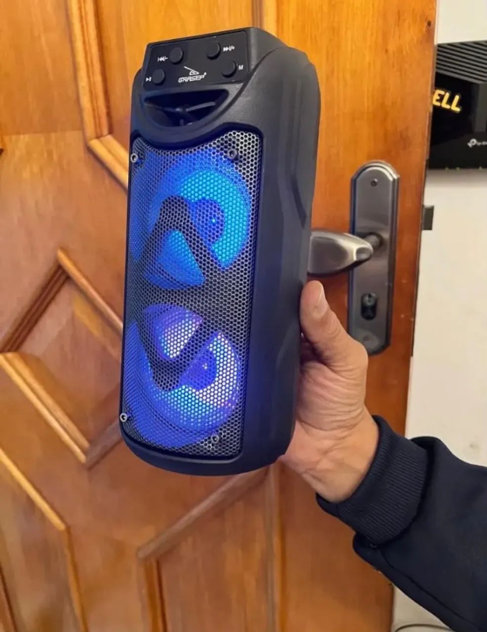 Caixa de Som com LED, Rádio e USB - Foto 3