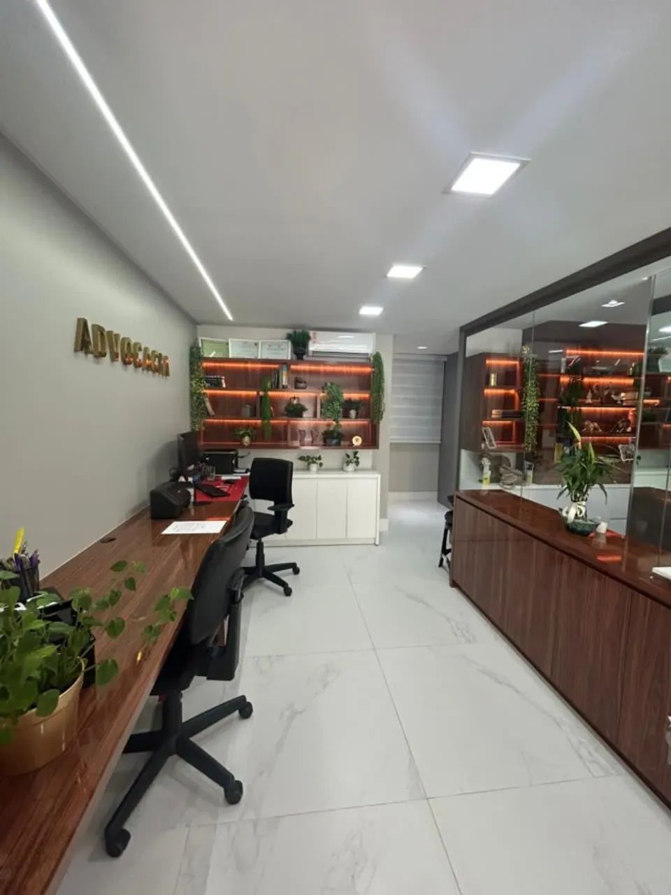 Sala comercial Mobiliada na Meia Praia em Itapema-SC - Foto 3