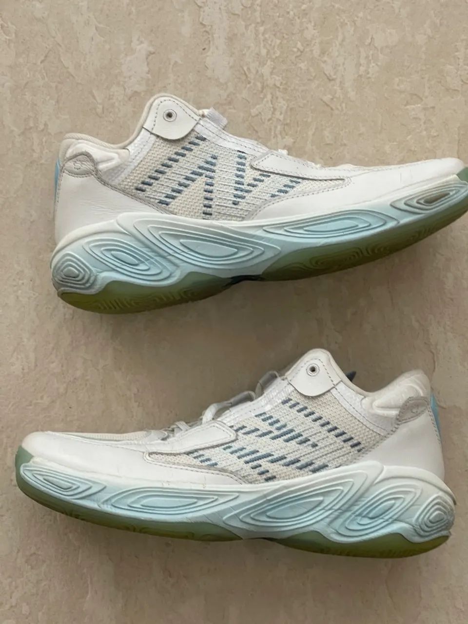 Tênis NEW BALANCE basquete - Foto 3