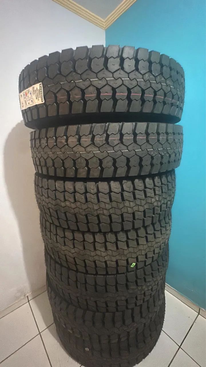 Pneu Firestone FS400 Aro 22.5