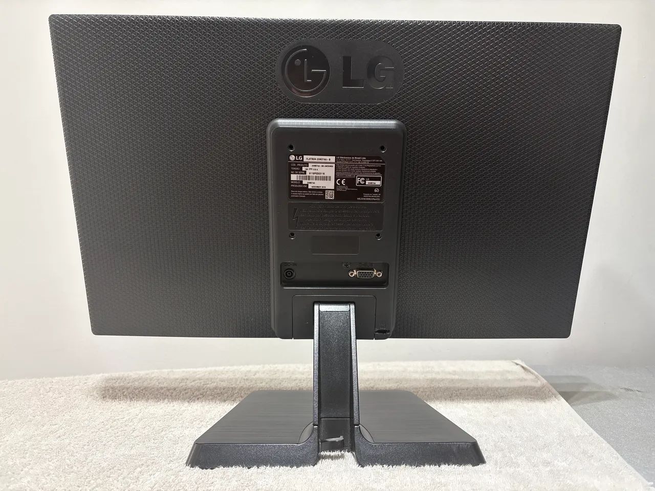 Monitor LG - 20M37AA - Foto 2