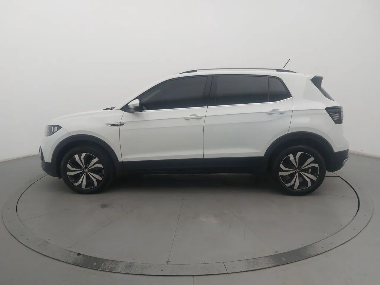 Volkswagen T-Cross Highline 1.4 TSI Flex 16V 5P AUT 2024 - Foto 2