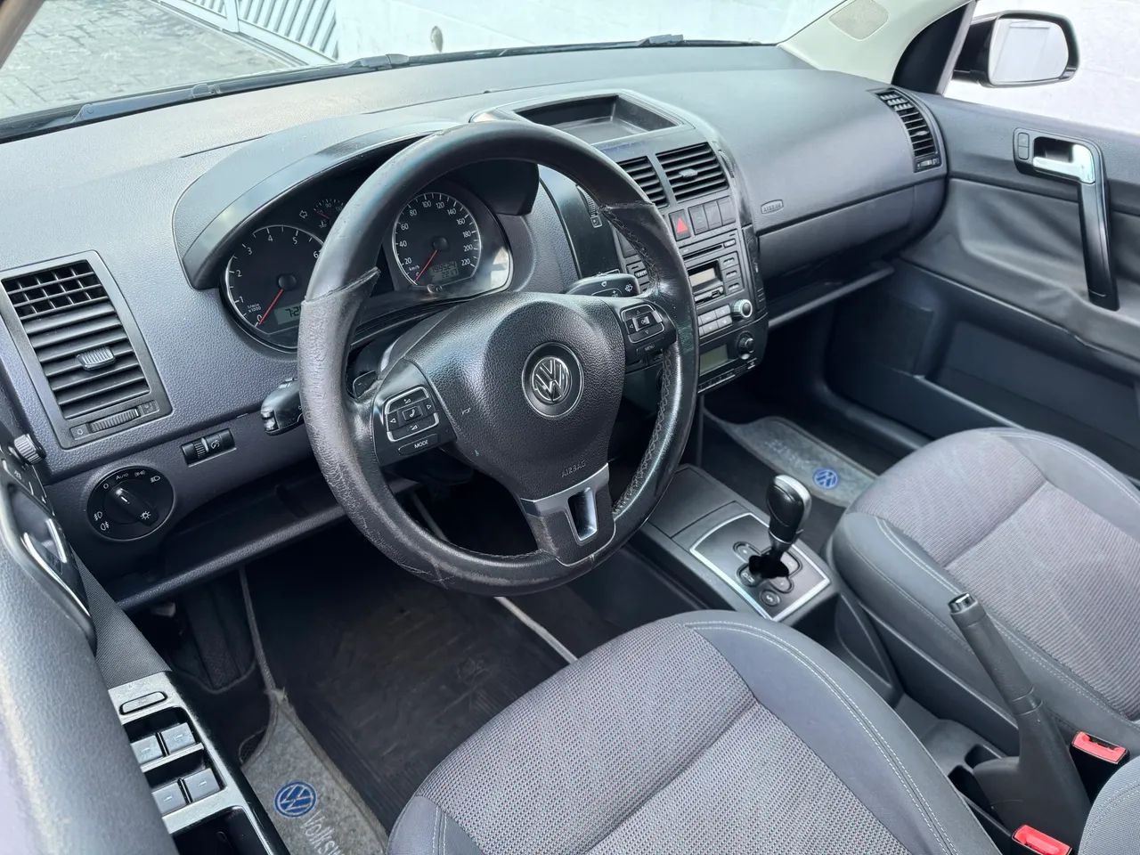Volkswagen Polo Sed.COMFORT. I MOTION 1.6 T.Flex 4p, foto 15 de 16