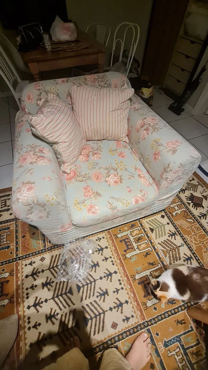 POLTRONA G TOK&STOK COM CAPA E ALMOFADAS 