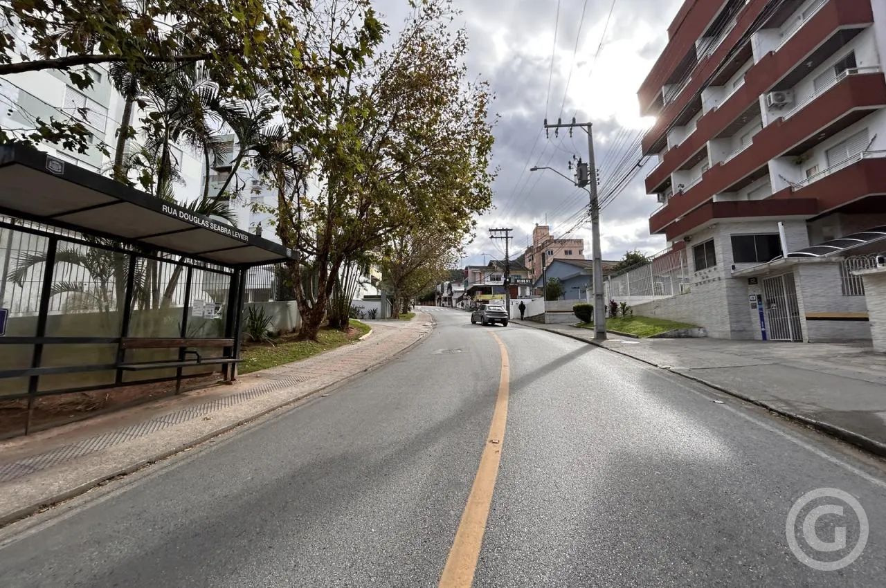 Kitnet mobiliada com vista para a tranquilidade no bairro Trindade, em Florianópolis - Foto 4