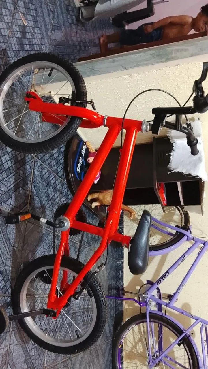Vendo Bicicleta infantil Semi Nova Com Nota Fiscal - Foto 3