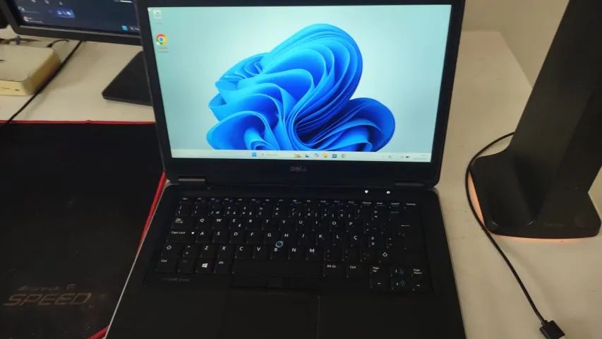 Notebook Dell Latitude E7440 I3-4030U CPU