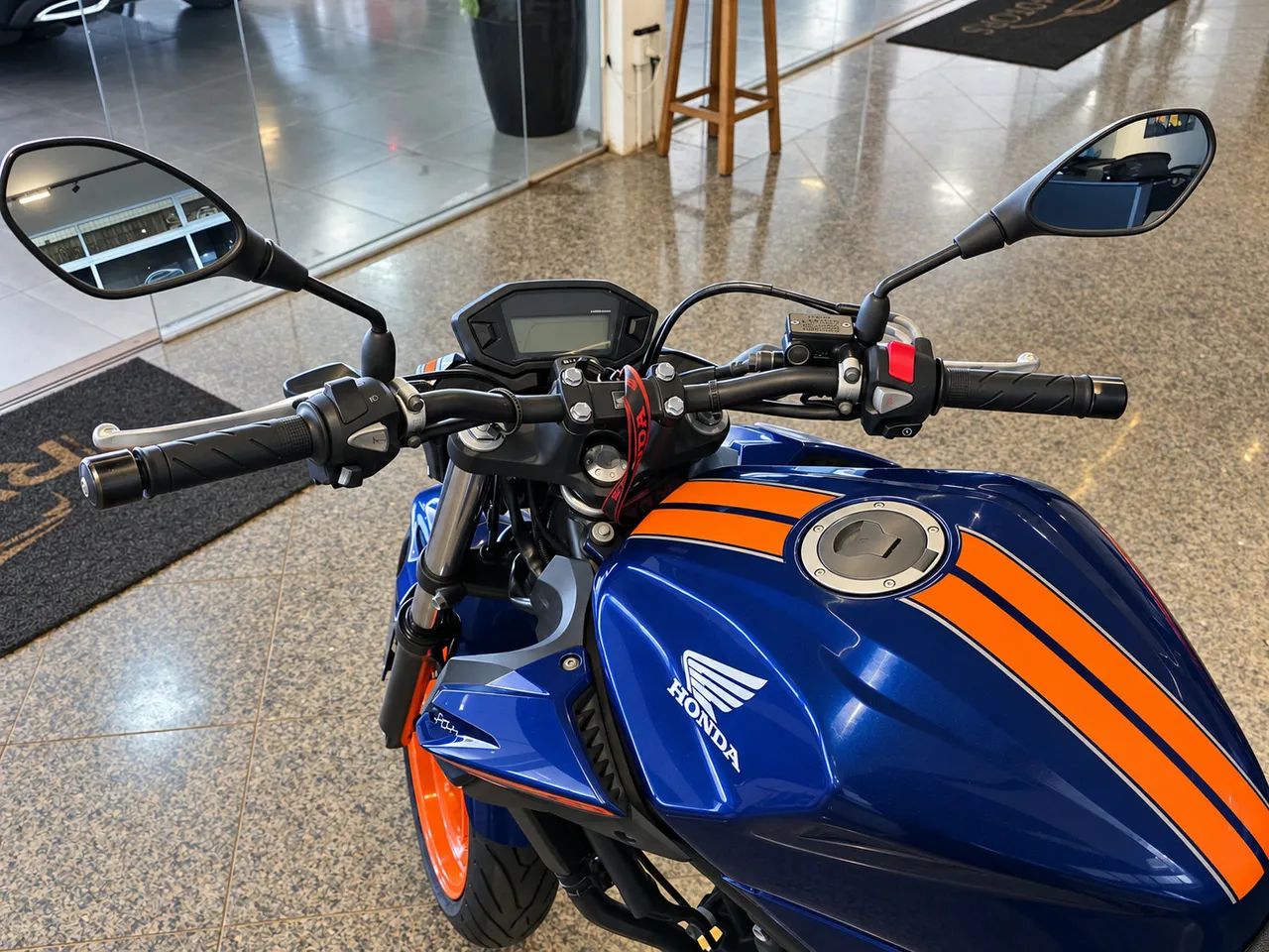 Honda CB 500F - Foto 4