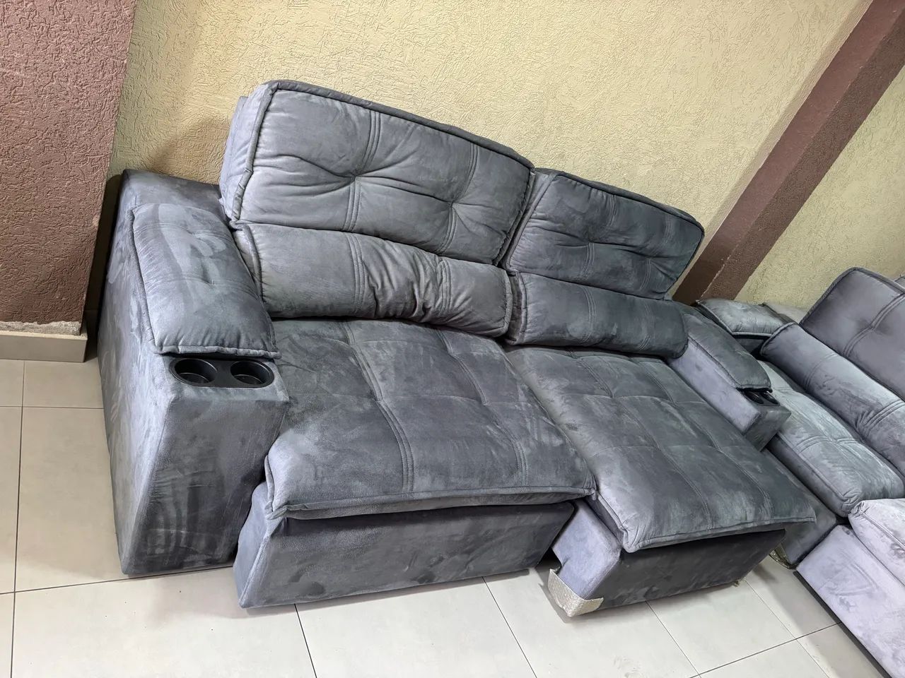 SOFA LUIZZI LIVERPOOL 4 LUGARES - RETRÁTIL E RECLINÁVEL - Foto 4