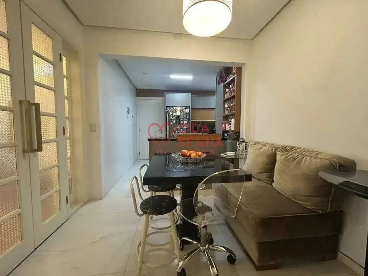 IMPECAVÉL - 2 SACADAS - 2 SUITES - SEMI MOBILIADO - 2 VAGAS LIVRES - Foto 5