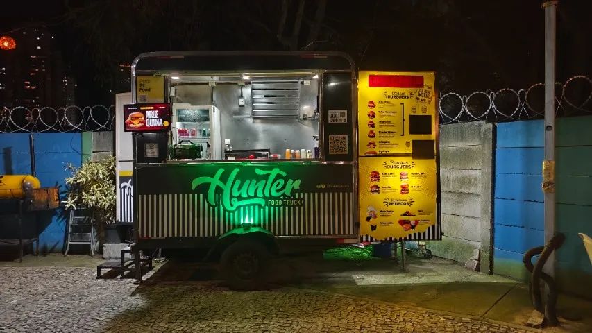 FOOD TRUCK - Operação Funcionando (com clientes)