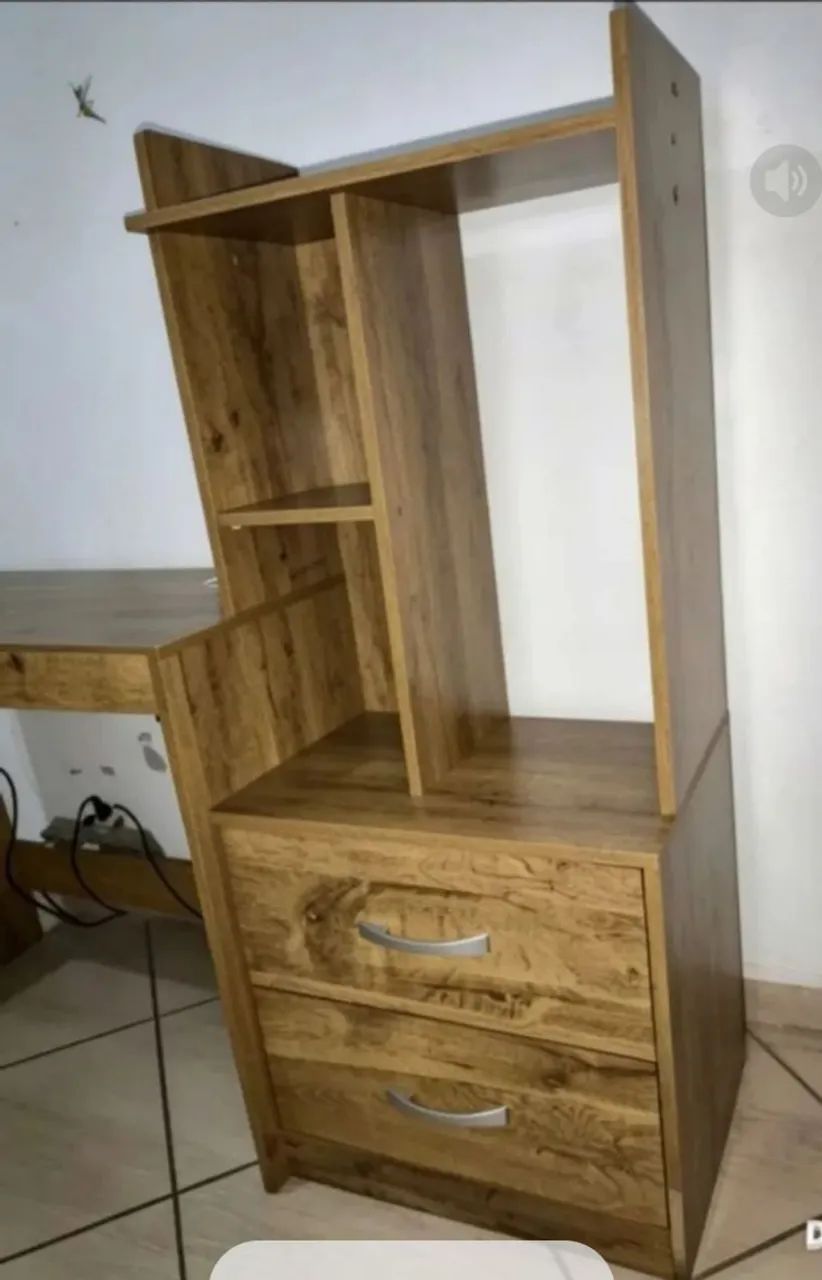 Vendo rack/para PC /monitor/e TV até 43".com duas gavetas  conservado - Foto 3