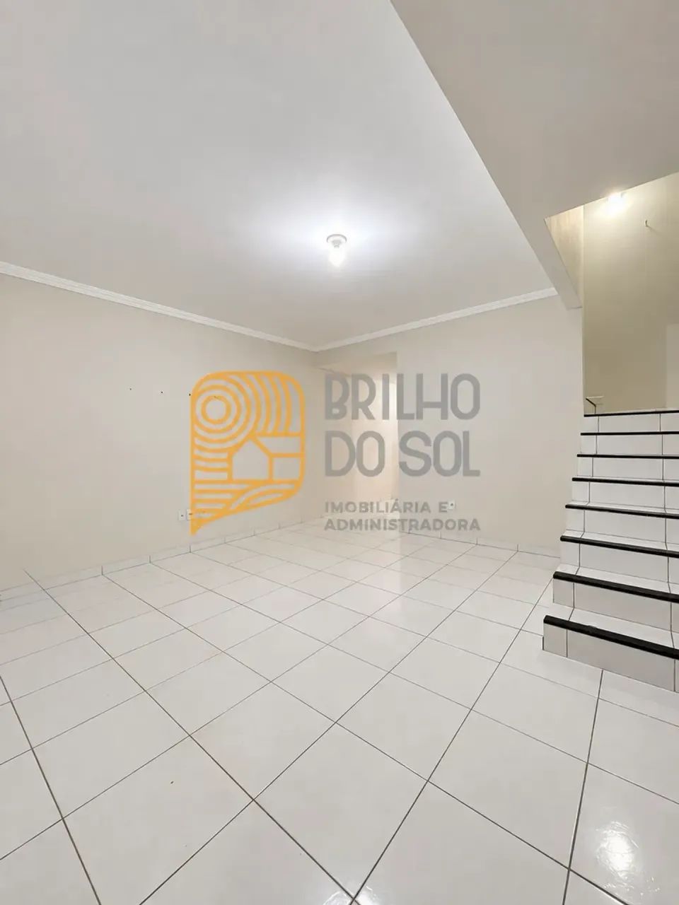 Duplex para locação no Fontana  2 suítes e garagem - Foto 5