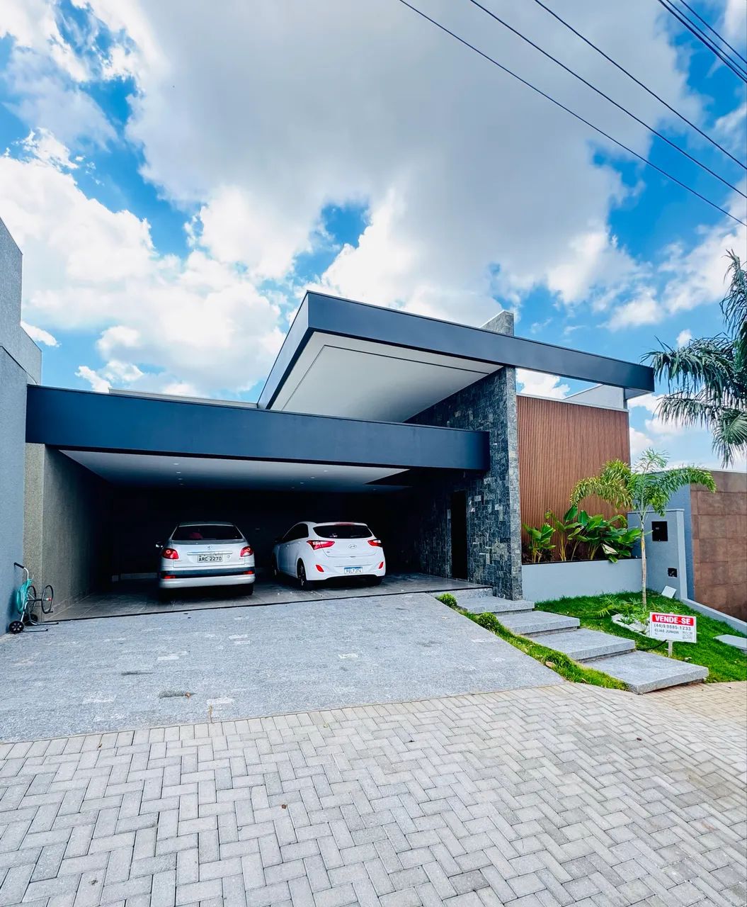 Casa Alto Padrão | Condomínio Fechado