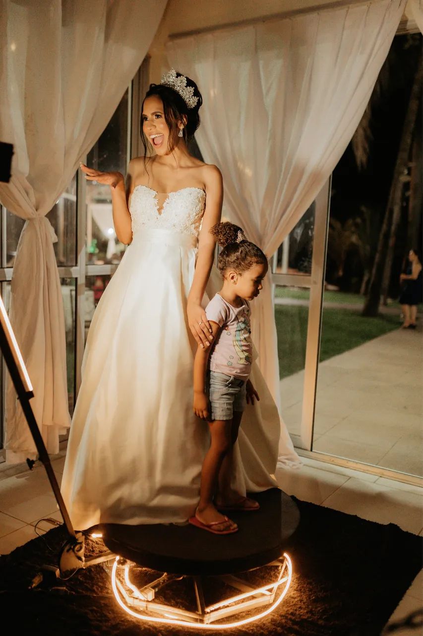 VESTIDO DE NOIVA PRINCESA - Foto 4