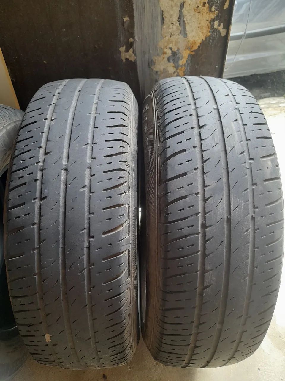 Pneus aro 14 185/70