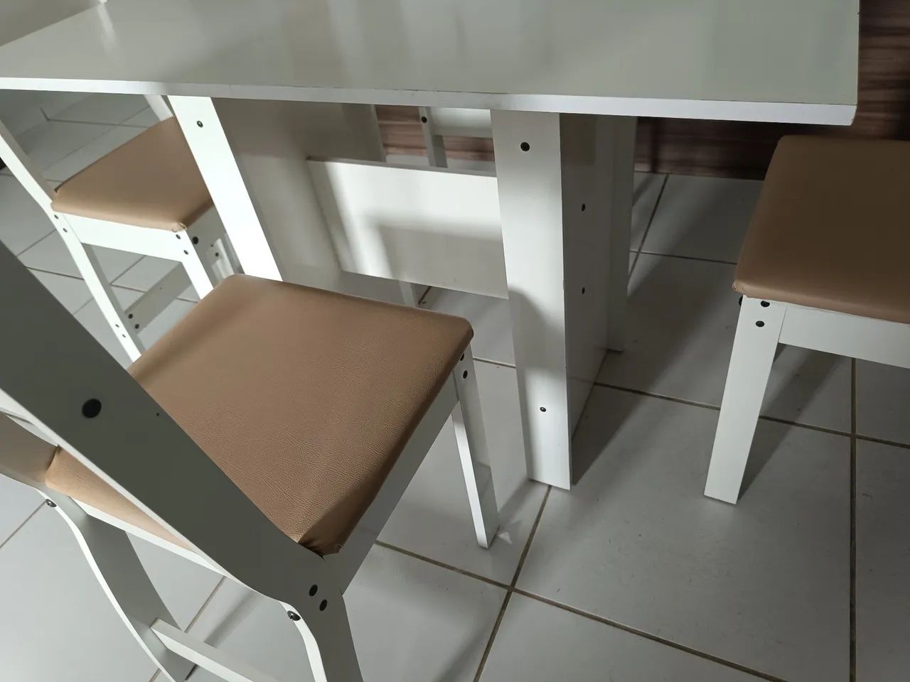 Mesa com 4 cadeiras - Foto 3