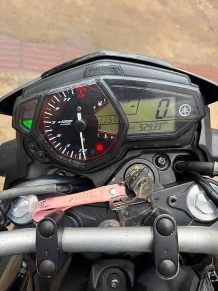 YAMAHA MT-03 2018 MUITO CONSERVADA - NA MARINGÁ MOTOS - Foto 5