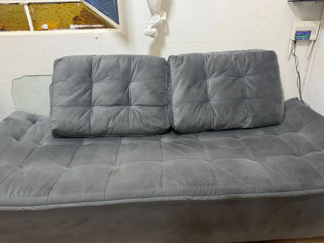 Vendo sofá 3 lugares 