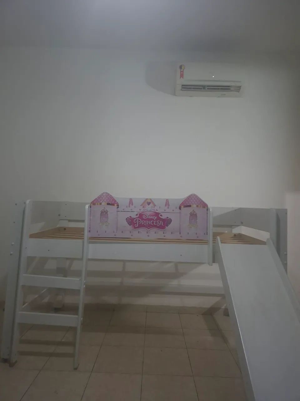 Cama Infantil com Rodinhas
