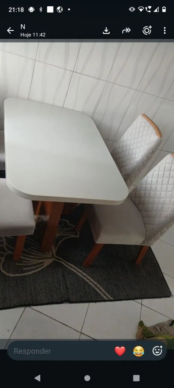Mesa quatro cadeiras
