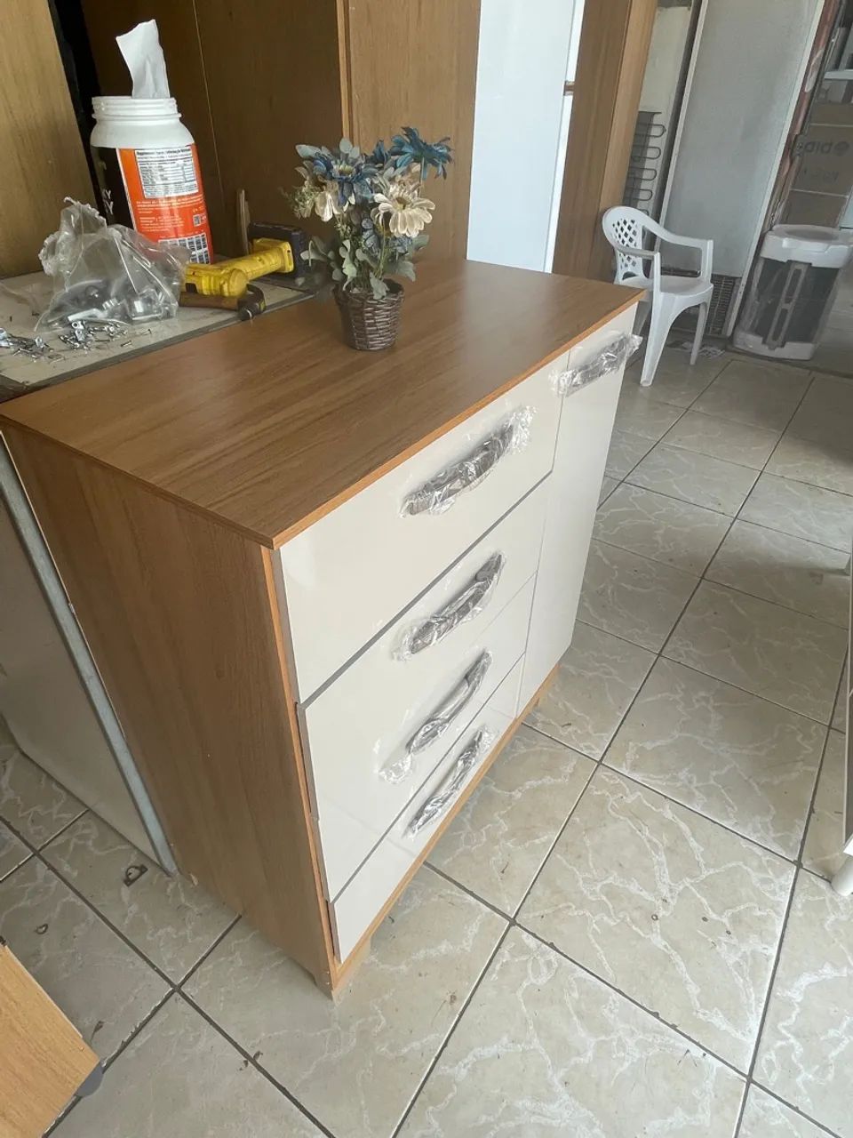 Cômoda 4 gavetas  - Foto 4