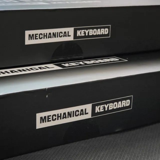 Teclado Mecânico Epomaker Shadow X Branco e Verde