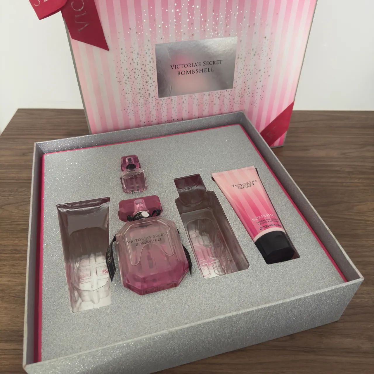 Perfume Victoria Secret BombShell 100ml - Foto 3