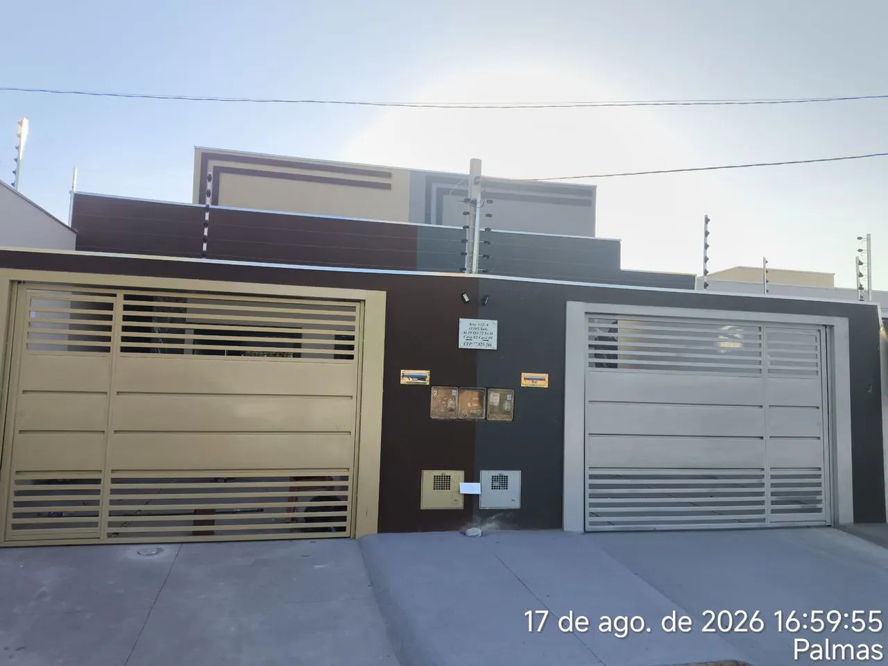 Casa com 2/4 sendo 1 suíte com Closet.