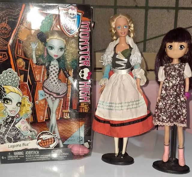 Bonecas colecionáveis e miniaturas 
