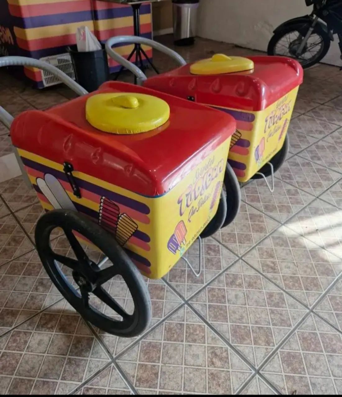 2 Carrinhos de sorvete  - Foto 2