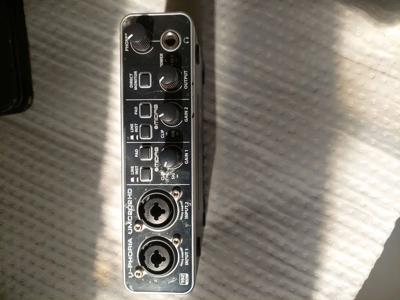 interfece de áudio Behringer U-Phoria - Foto 4