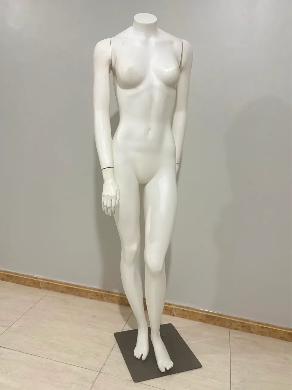 Manequim Feminino  - Foto 2