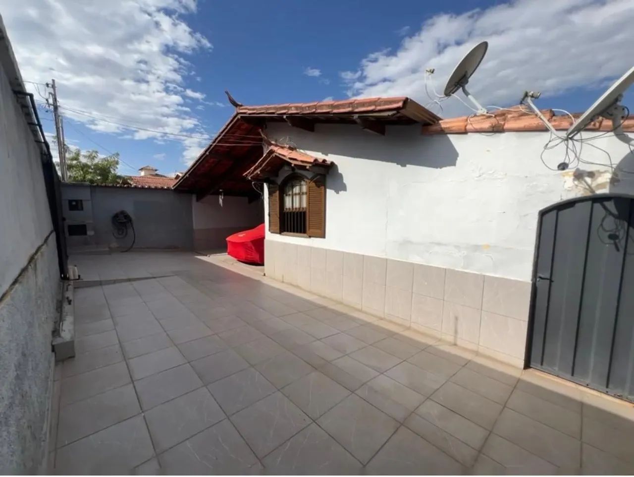 Casa linear com piscina a venda no bairro Celso Machado/ Serrano - Foto 2
