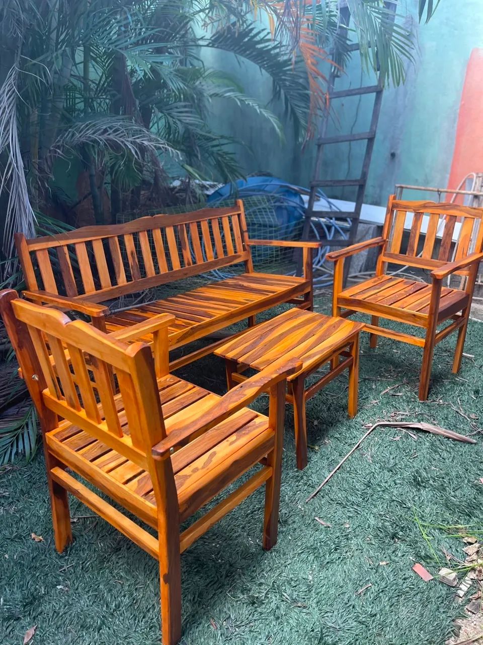 CONJUNTO DE NAMORADEIRA ENVERNIZADA! - Foto 2