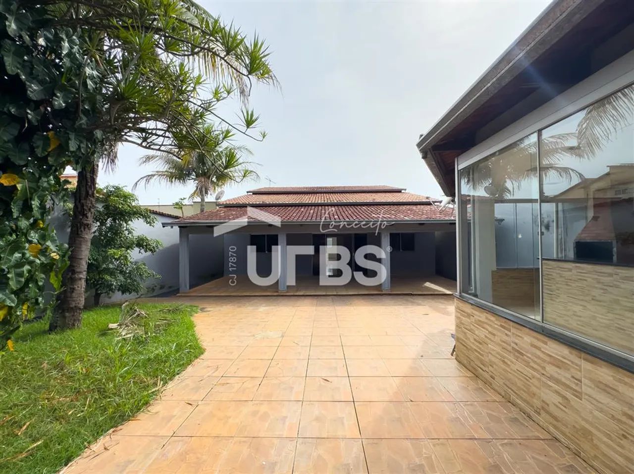 Casa Térrea em condomínio fechado