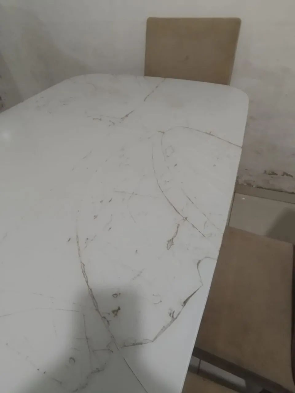 Mesa de tampo d vidro com 6 cadeiras  - Foto 4