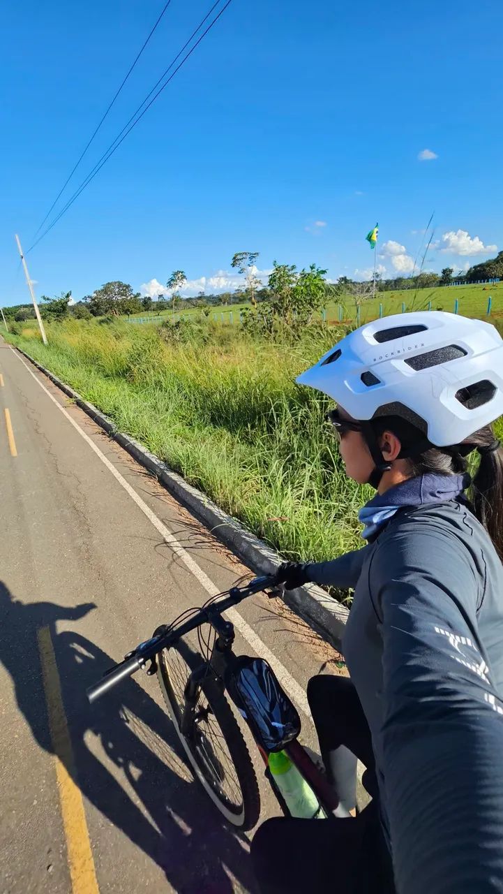 Bicicleta MTB com todos os acessórios - Foto 4