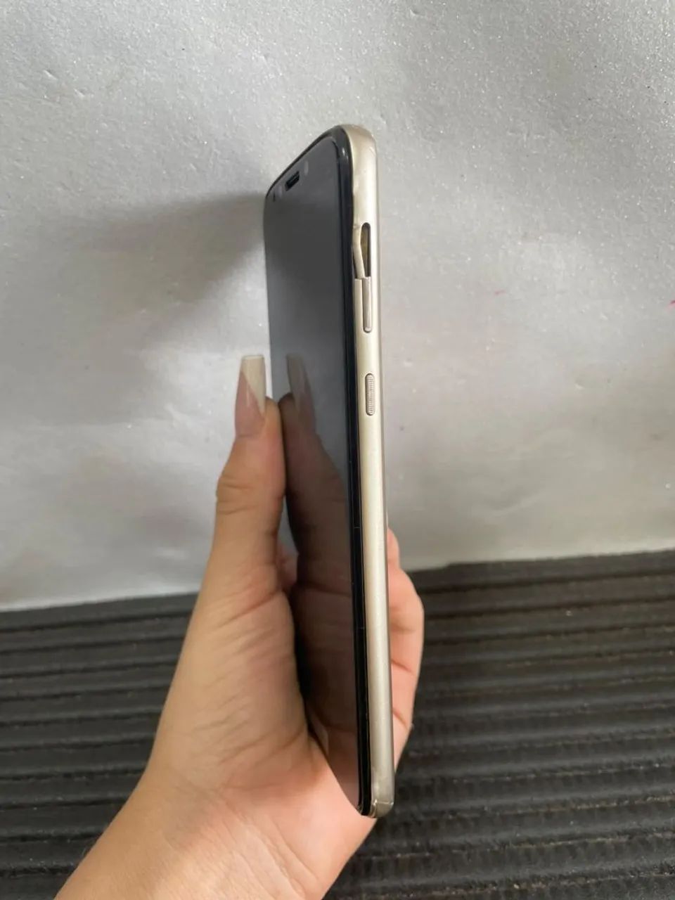 MOTO E5 PLAY GOLD 16GB - Foto 2
