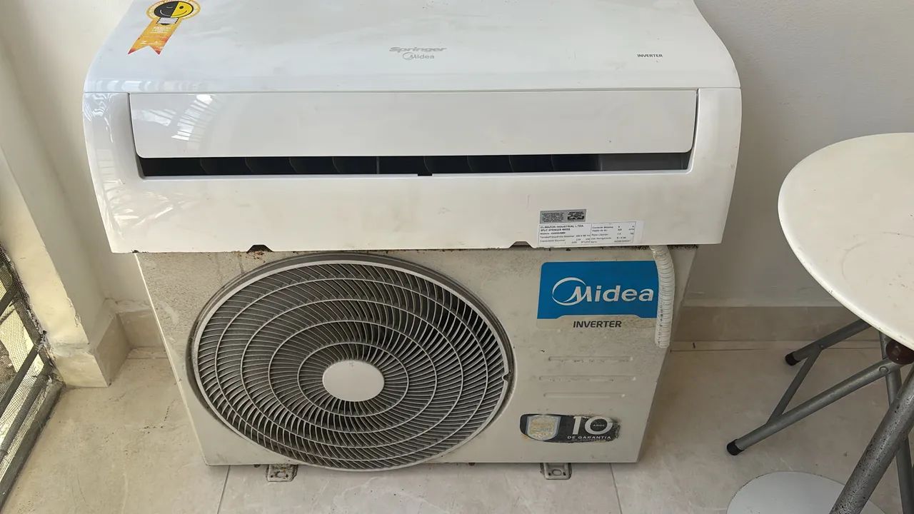 Ar condicionado 9000btus (Midea inverter) COM DEFEITO