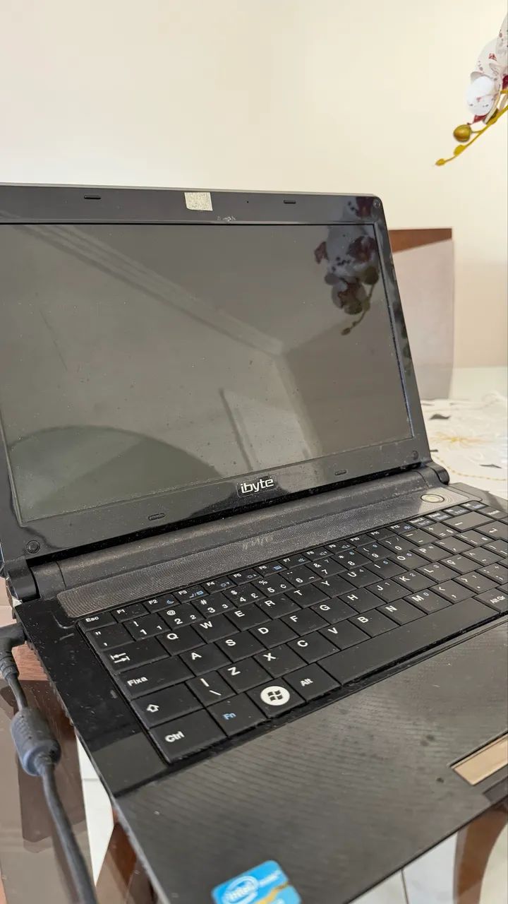 Notebook ibyte para peças - Foto 2